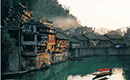 長(zhǎng)沙到張家界溶洞奇觀黃龍洞、地質(zhì)公園張家界國(guó)家森林公園汽車三日游（早班）